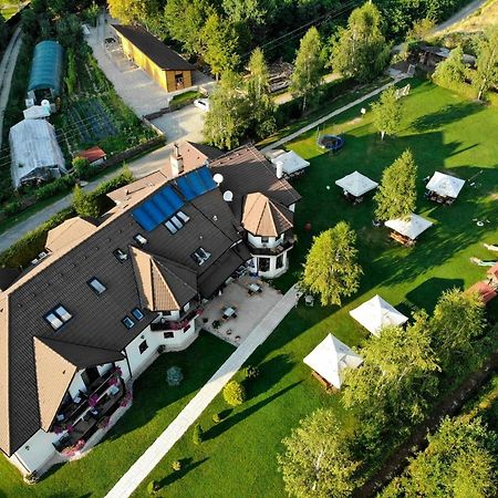 Natura Family Resort Avrig Exterior foto