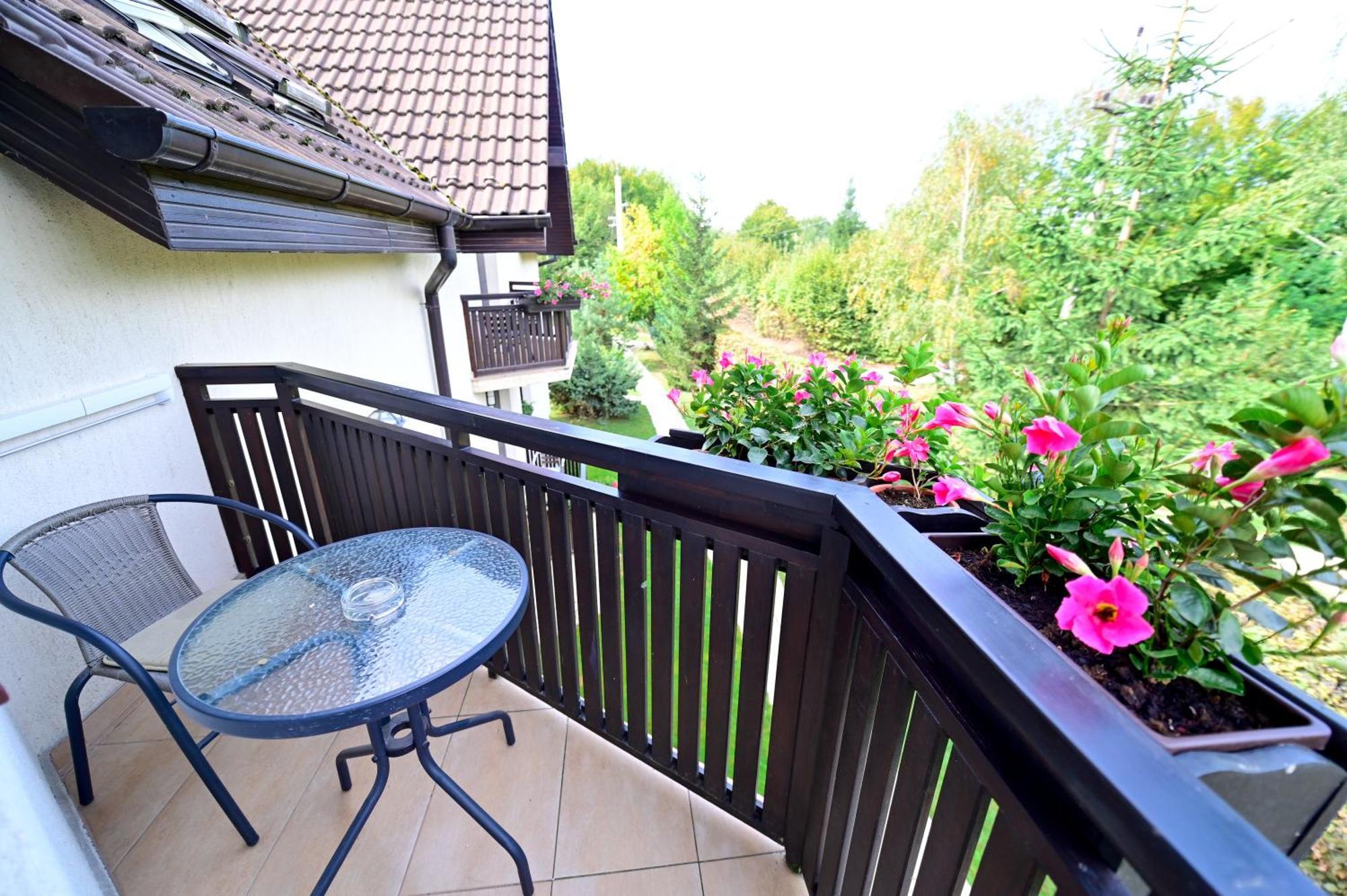 Natura Family Resort Avrig Exterior foto