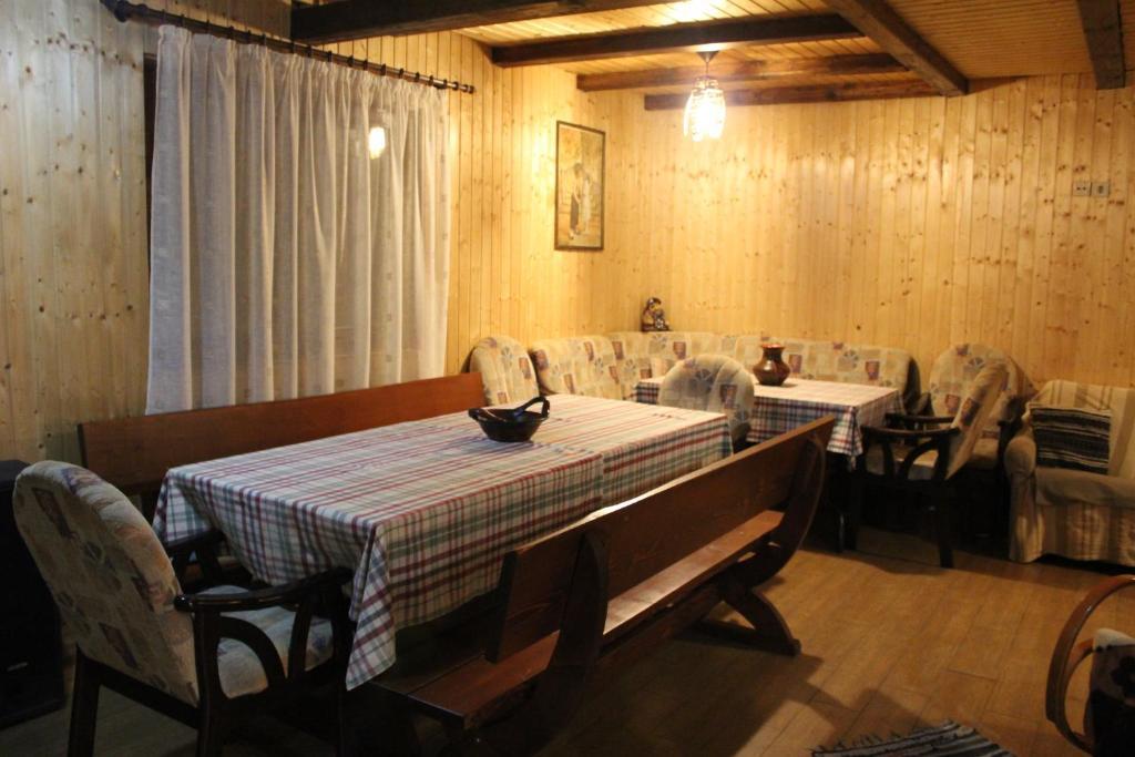 Natura Family Resort Avrig Habitación foto